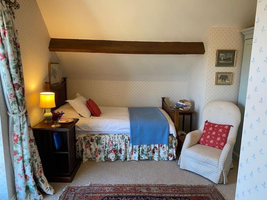 Cottage Barn Conversion On Working Farm Worcester Exterior foto